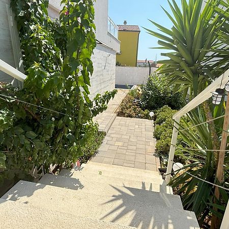 Vila Regina Apartment Paloma With Swimming Pool Jezera Bagian luar foto