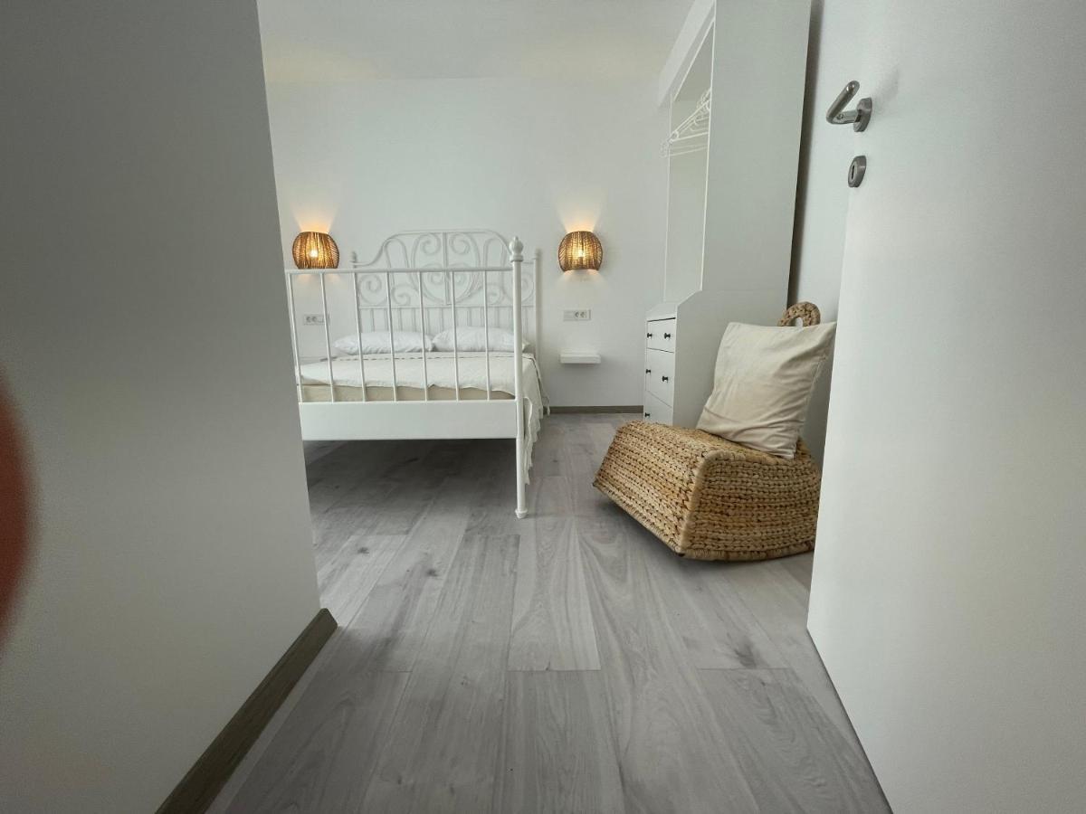 Vila Regina Apartment Paloma With Swimming Pool Jezera Bagian luar foto